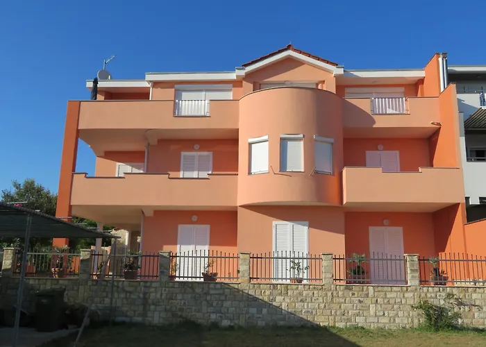 Sea View With Balcony Daire Nin